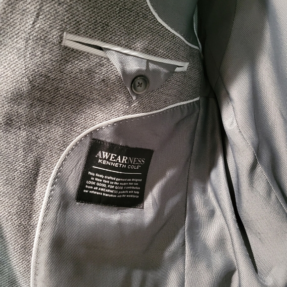 Kenneth Cole Men's Gray Blazer - Picture 5 of 12